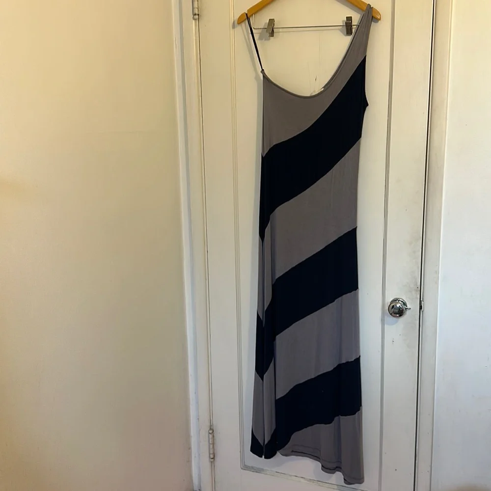 NWOT Tea n Rose one shoulder maxi dress - Picture 1 of 4